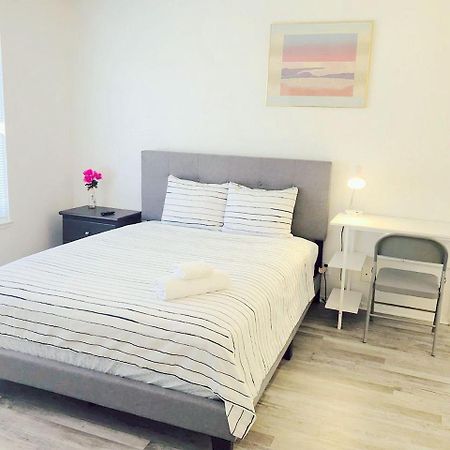Super 1 Bedroom With Private Bathroom, Shared Kitchen Room -3 Las Vegas Eksteriør billede