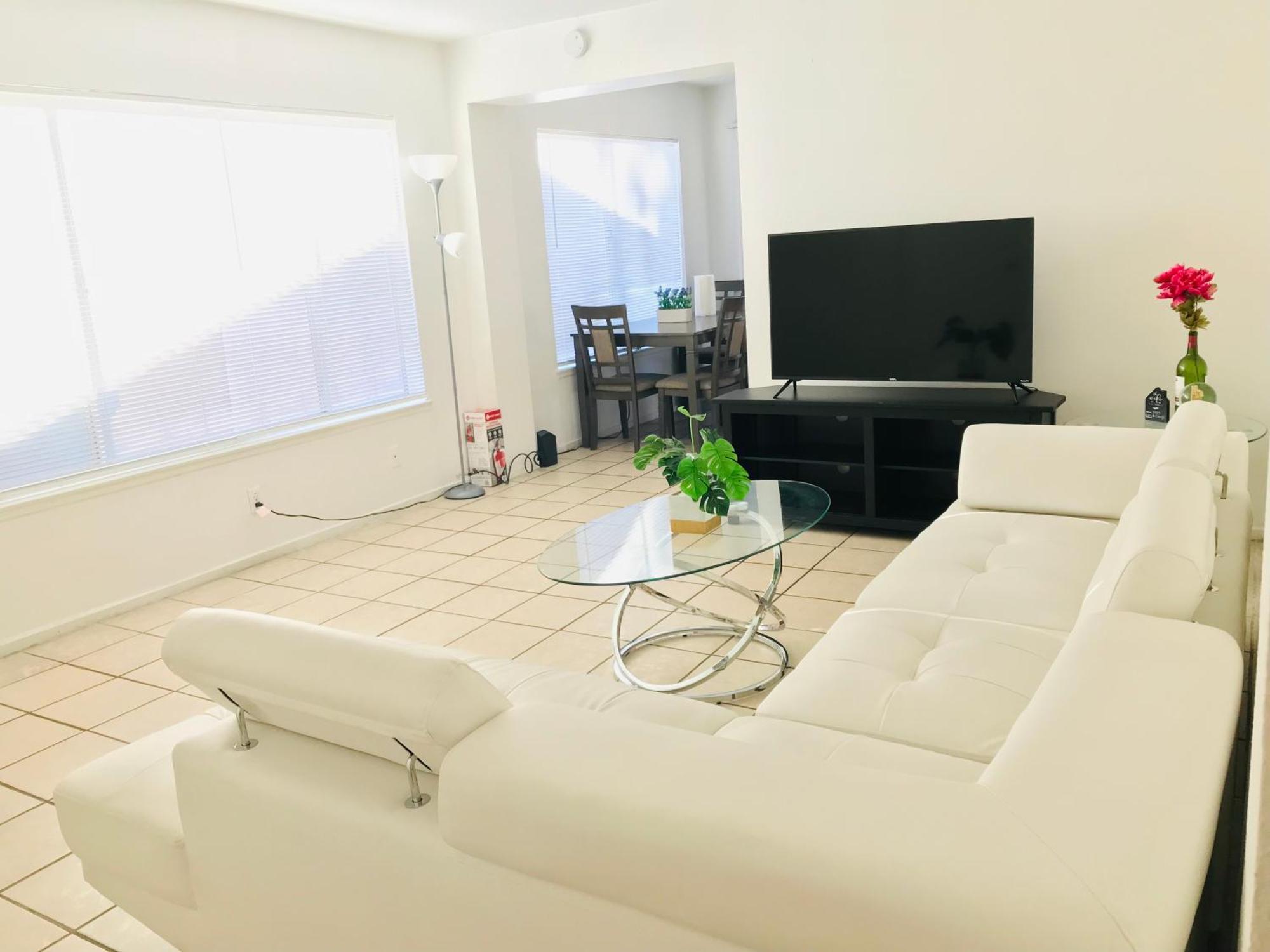 Super 1 Bedroom With Private Bathroom, Shared Kitchen Room -3 Las Vegas Eksteriør billede