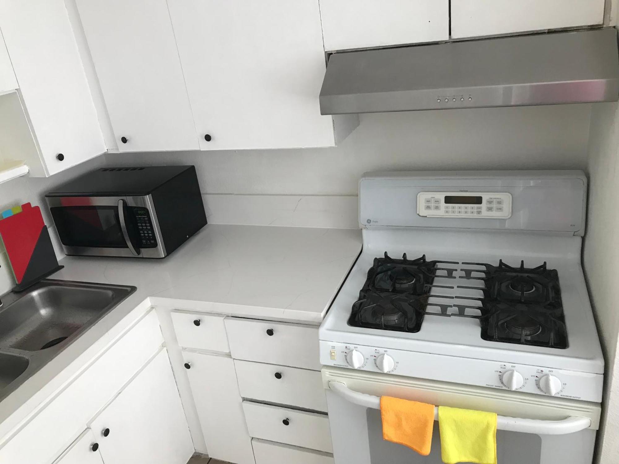 Super 1 Bedroom With Private Bathroom, Shared Kitchen Room -3 Las Vegas Eksteriør billede