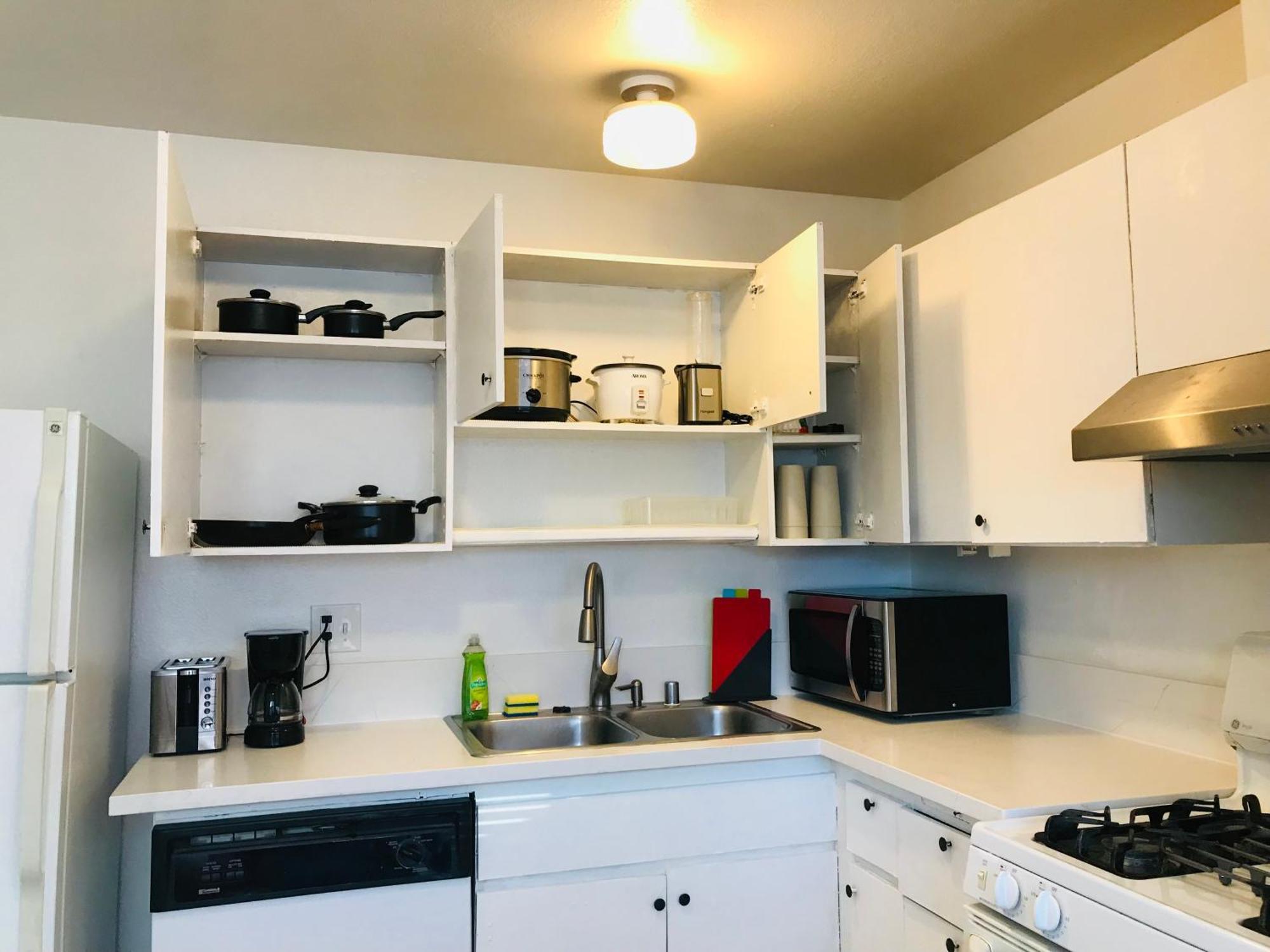 Super 1 Bedroom With Private Bathroom, Shared Kitchen Room -3 Las Vegas Eksteriør billede